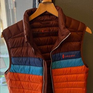 Cotopaxi Men Colorful Striped Vest